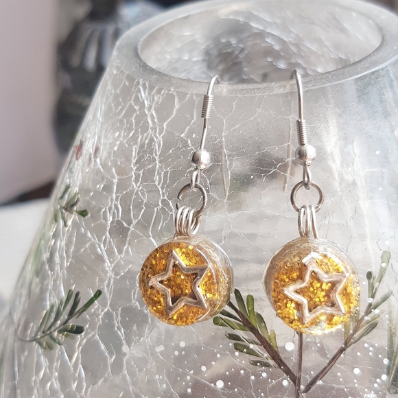 Earrings - Stars - Picture 3 of 3